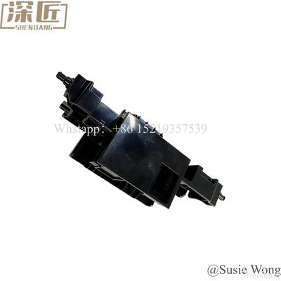 4420000140 Hyosung ATM-onderdelen Hyosung CDU30 Cassette Push Plate Cage HCDU 7430005585 met goede kwaliteit